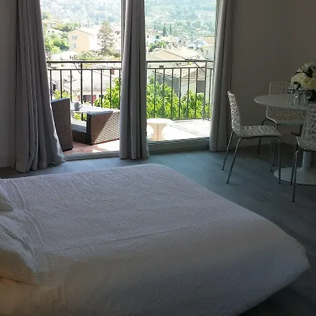 Maison Carles BnB-3